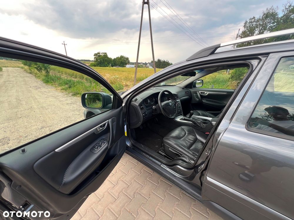 Volvo XC 70 - 9