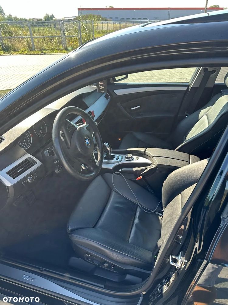 BMW Seria 5 535d - 25