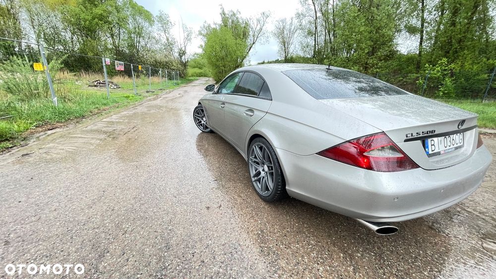 Mercedes-Benz CLS 500 - 2