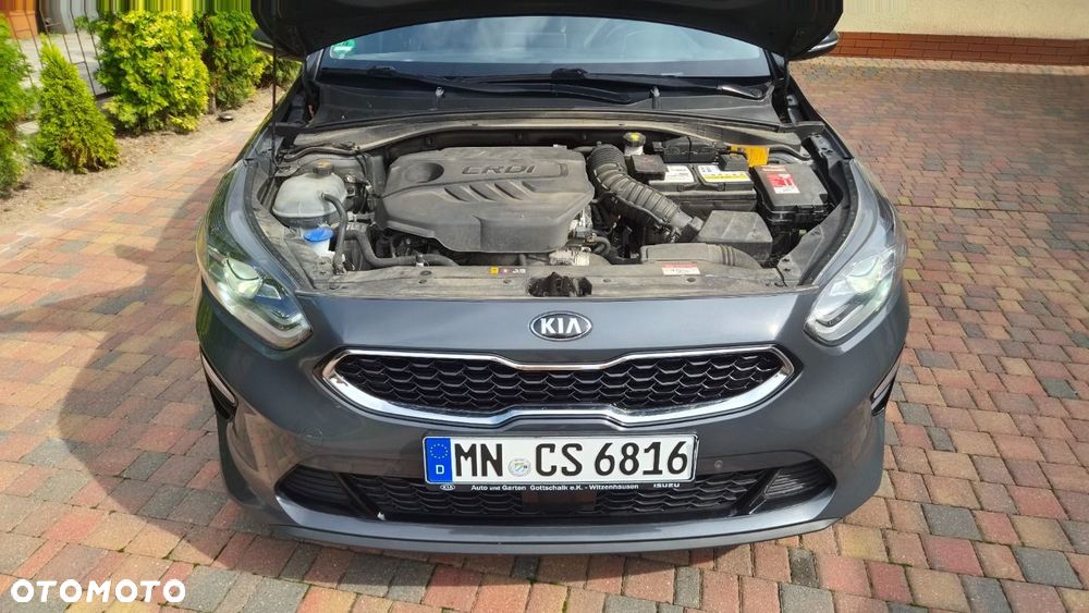 Kia Ceed 1.6 CRDi Vision - 28