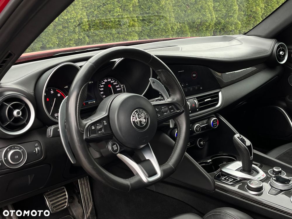 Alfa Romeo Giulia 2.0 Turbo Veloce TI Q4 - 14