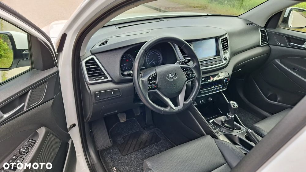 Hyundai Tucson 1.6 Turbo 2WD Passion - 26