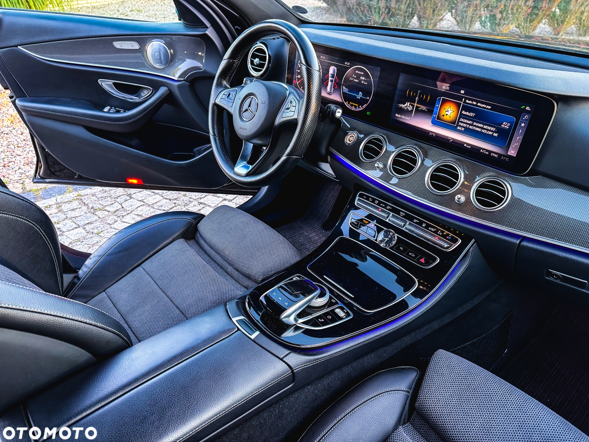 Mercedes-Benz Klasa E 350 BlueTEC 9G-TRONIC Avantgarde - 32
