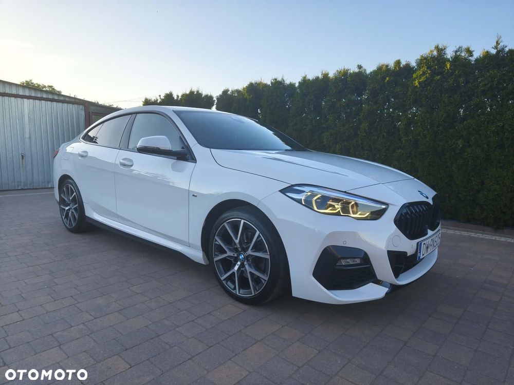 BMW Seria 2 218i M Sport - 1