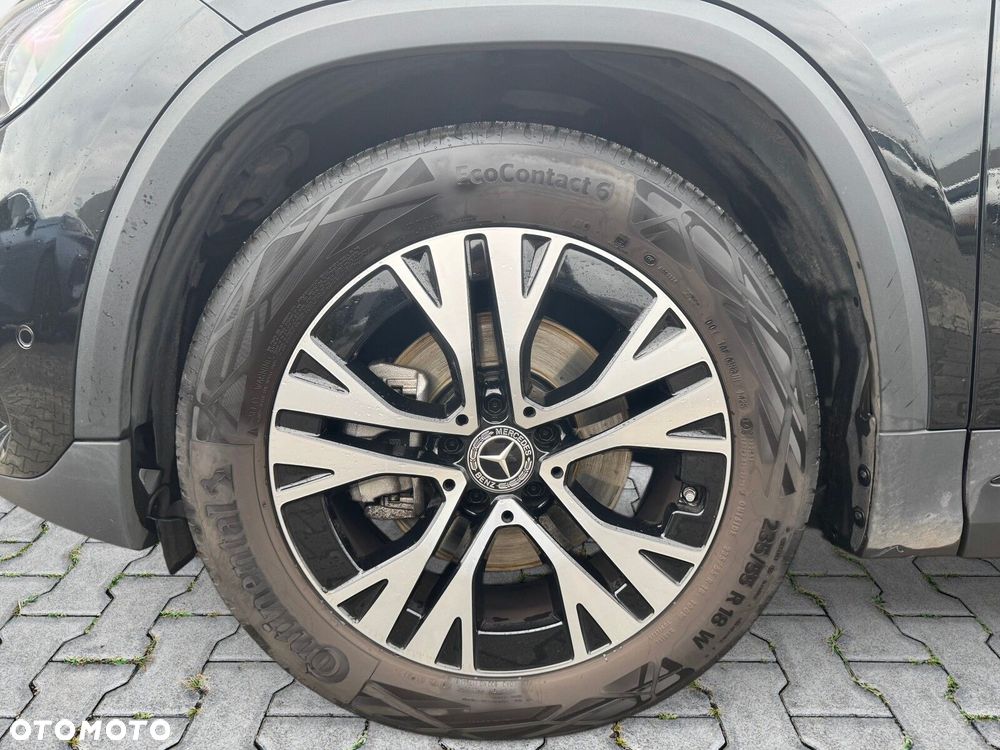 Mercedes-Benz GLA - 9