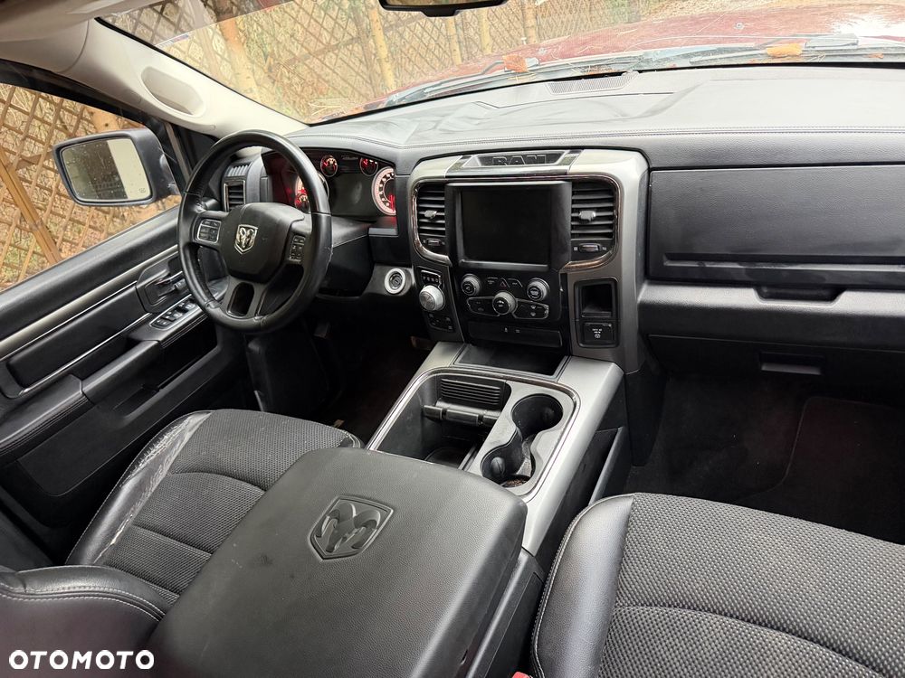 Dodge RAM - 22