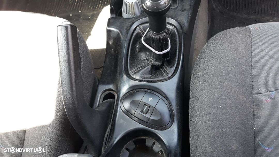 HYUNDAI SANTA FE 2.0 CRDI PARA PEÇAS - 19