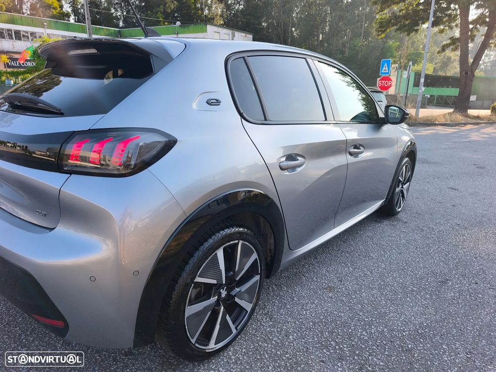 Peugeot e-208 GT - 2