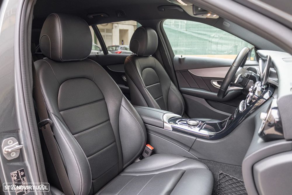 Mercedes-Benz C 300 de AMG Line - 33