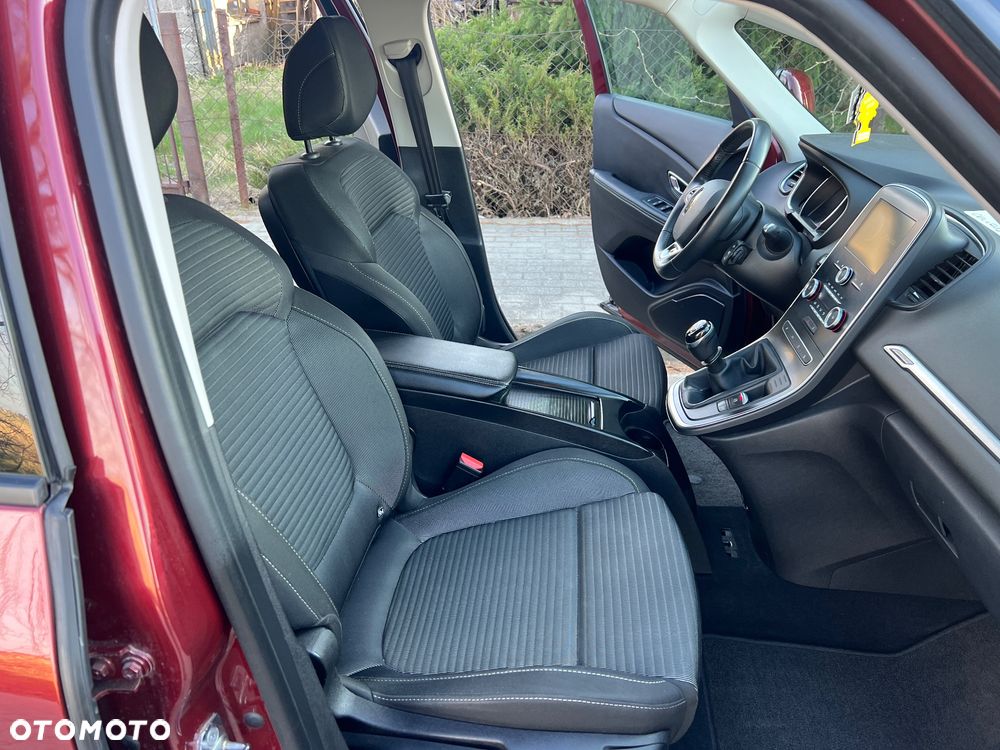 Renault Scenic - 16