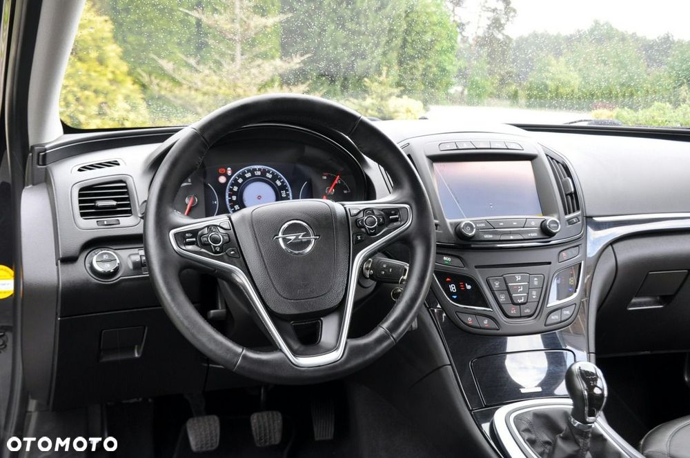 Opel Insignia - 29