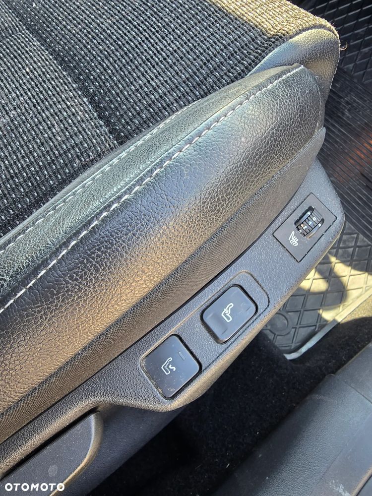 Citroën C4 VTi 120 Exclusive - 9