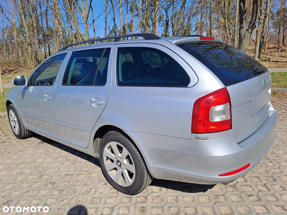 Skoda Octavia 1.8 TSI IMPULS EDITION - 8