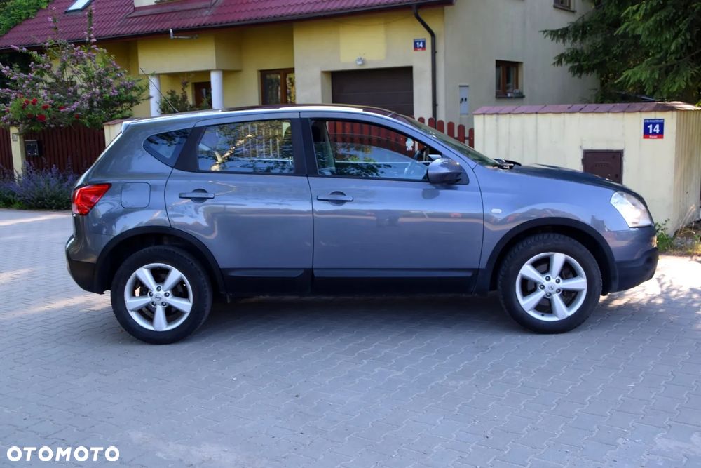 Nissan Qashqai 2.0 tekna - 8