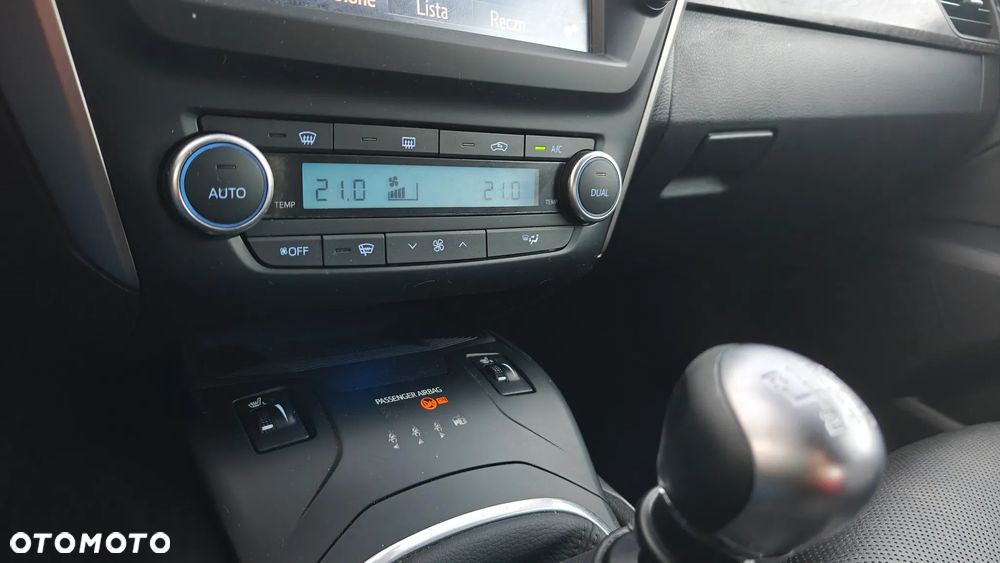 Toyota Avensis 2.0 D-4D Prestige - 36