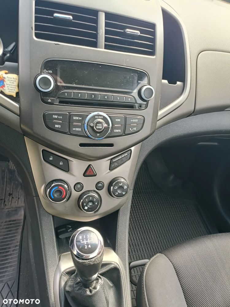 Chevrolet Aveo 1.4 16V LT EU5 - 3