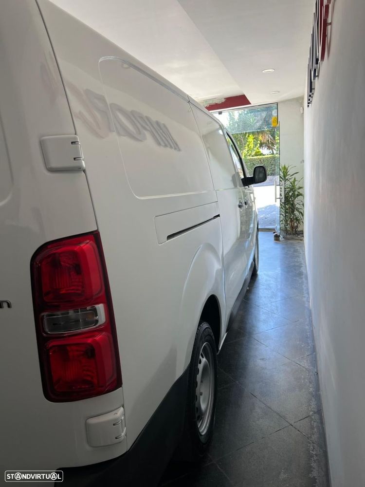 Citroën Jumpy 2.0 BlueHDi XL Semi-Vidrado - 17
