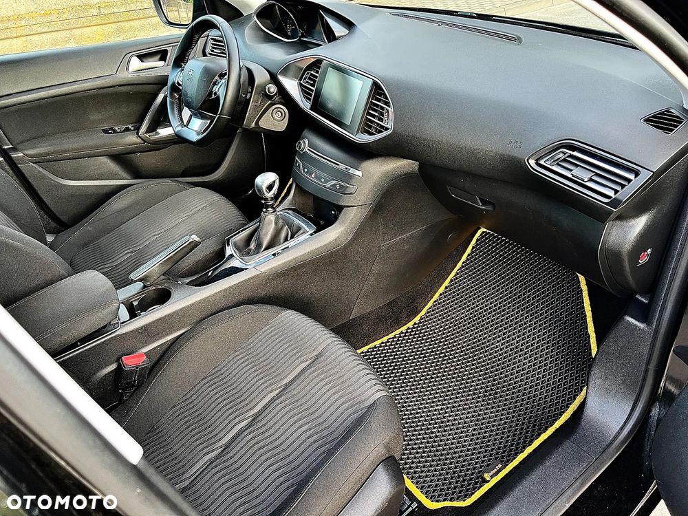 Peugeot 308 - 7