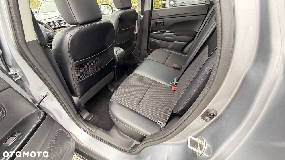 Mitsubishi ASX 1.8 DID Invite 4WD AS&G - 26