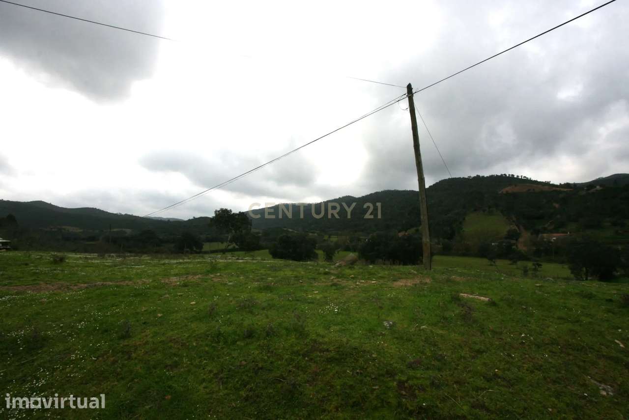 Terreno urbano na zona de Ribeira de Odelouca, freguesia São Barnabé. - Grande imagem: 5/11