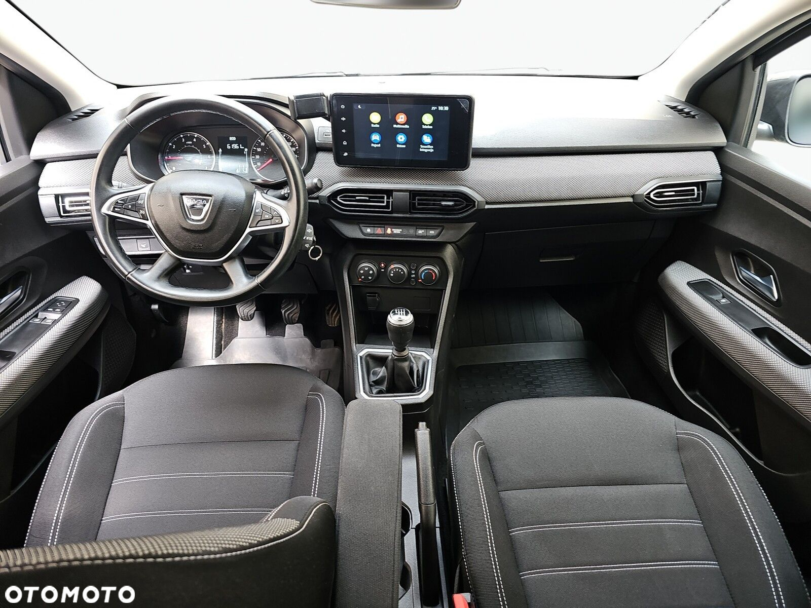Dacia Sandero - 25