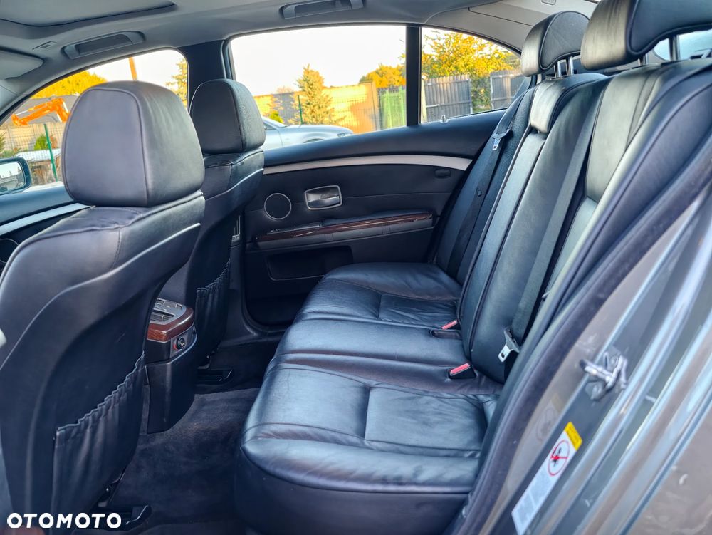 BMW Seria 7 730d - 17
