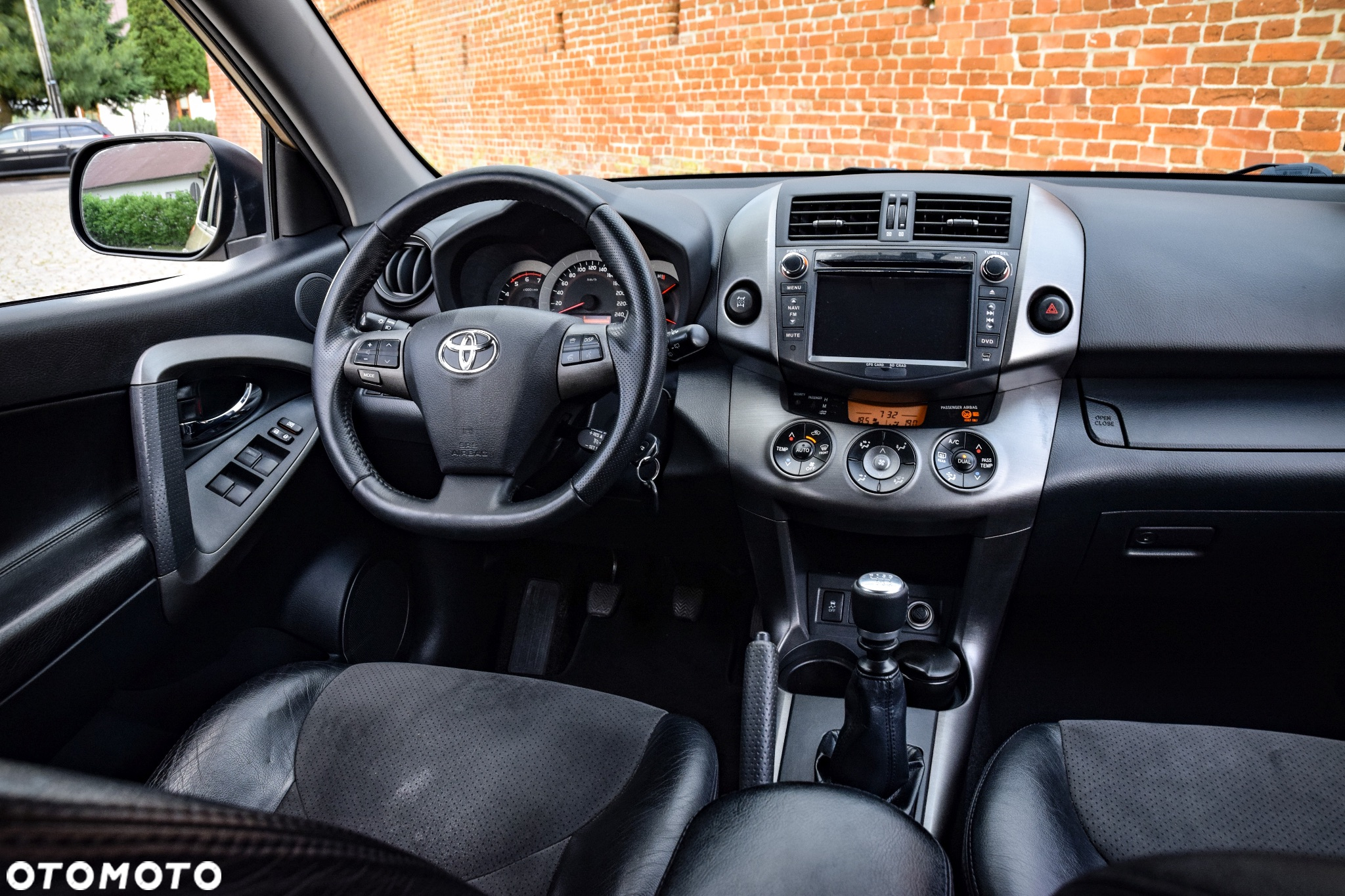 Toyota RAV4 2.2 D-4D Sol Platinium NAVI - 19