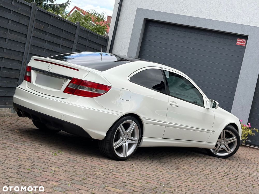 Mercedes-Benz CLC - 21
