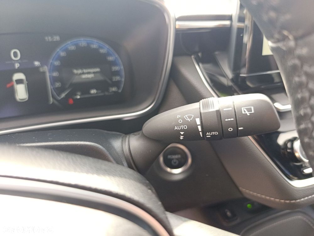 Toyota Corolla 1.8 Hybrid Style - 34