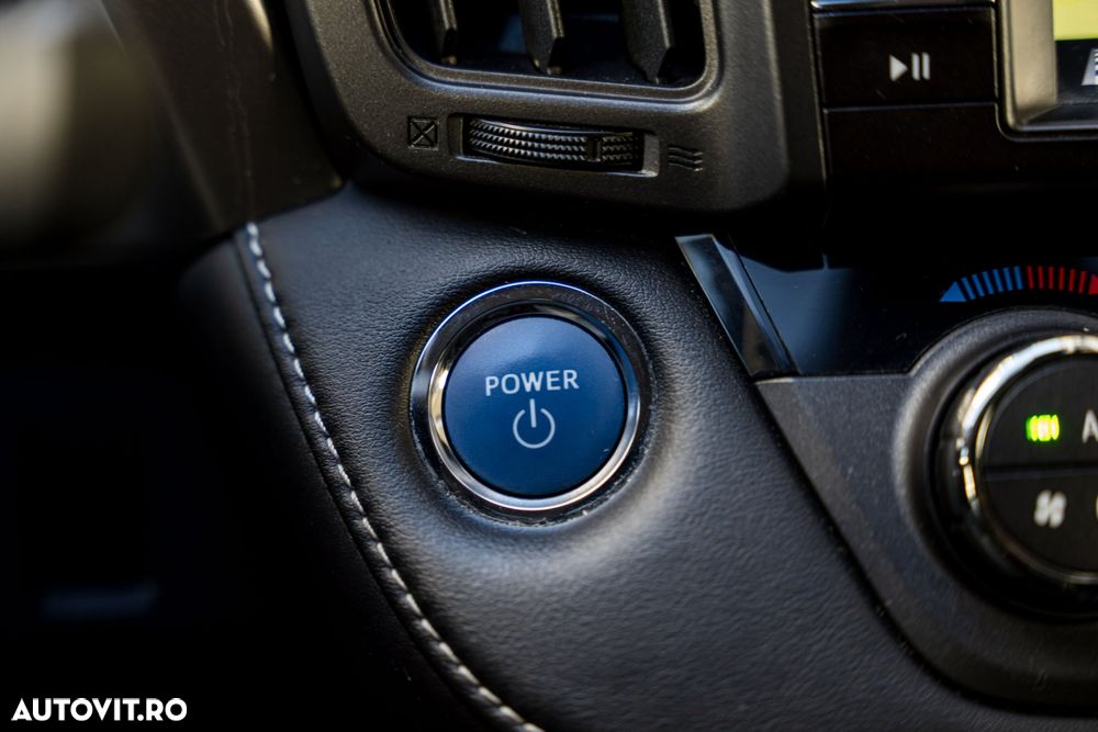 Toyota RAV4 2.5 VVT-i 4x2 Executive - 16