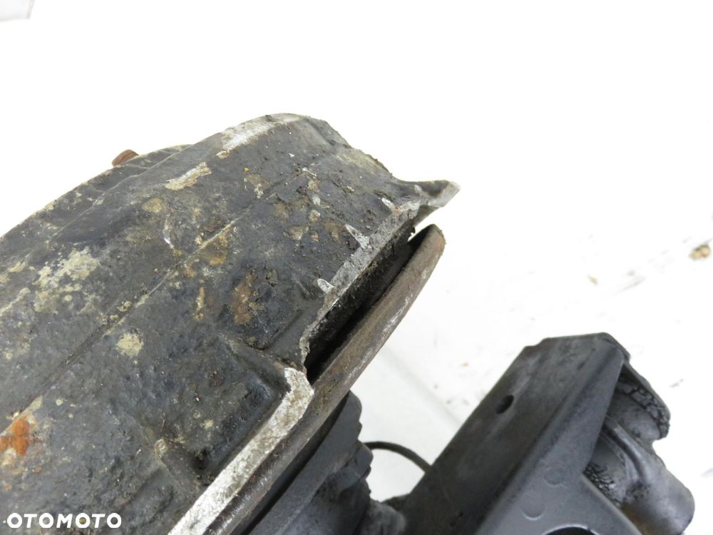 MOST TYLNY LADA NIVA - 6