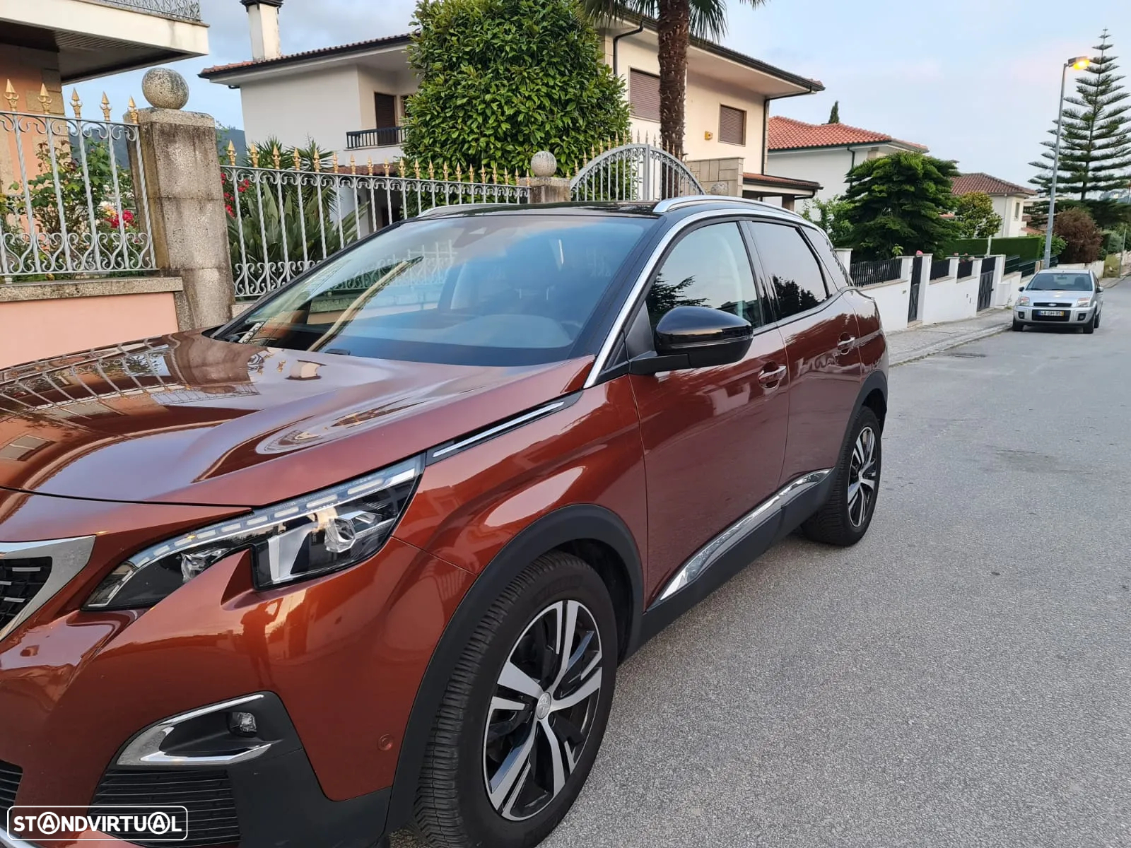 Peugeot 3008 PureTech 130 Stop & Start GPF EAT8 Allure Business-Pack - 27