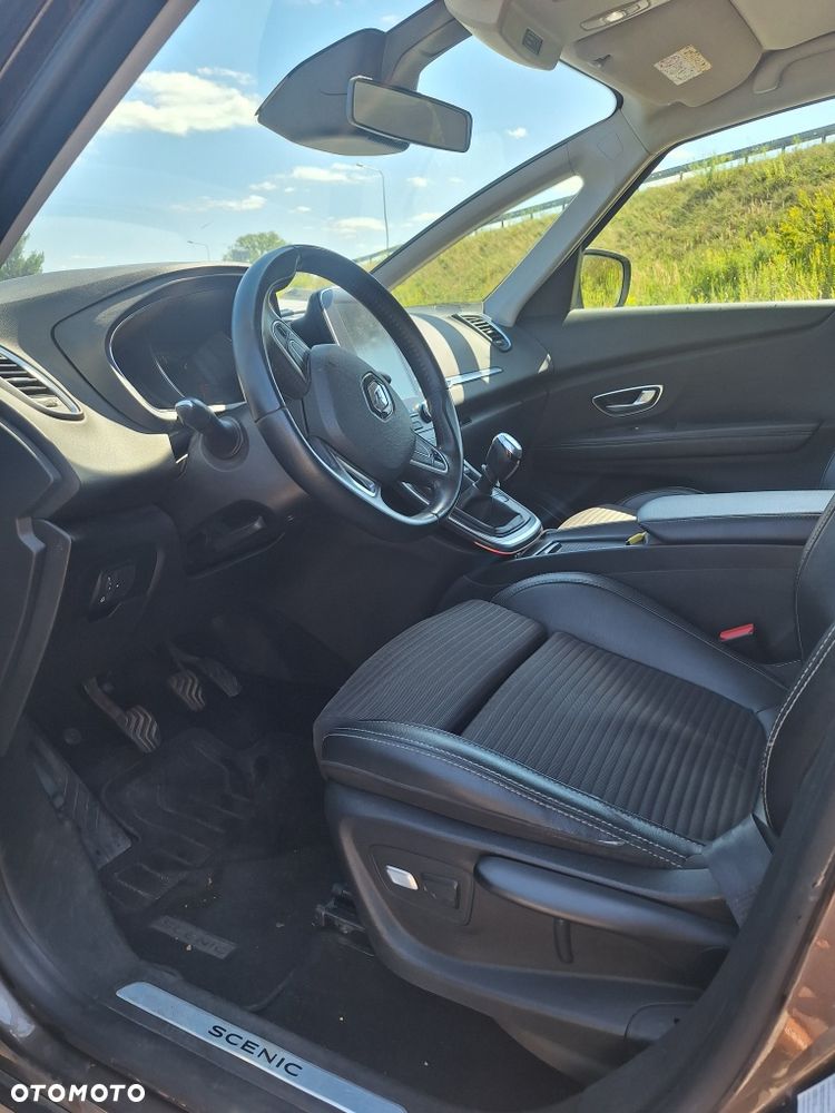 Renault Grand Scenic - 7