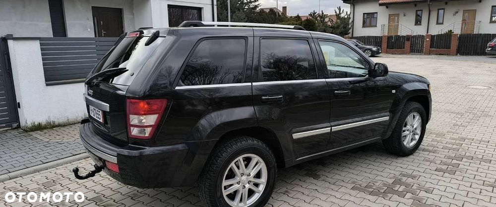 Jeep Grand Cherokee - 10