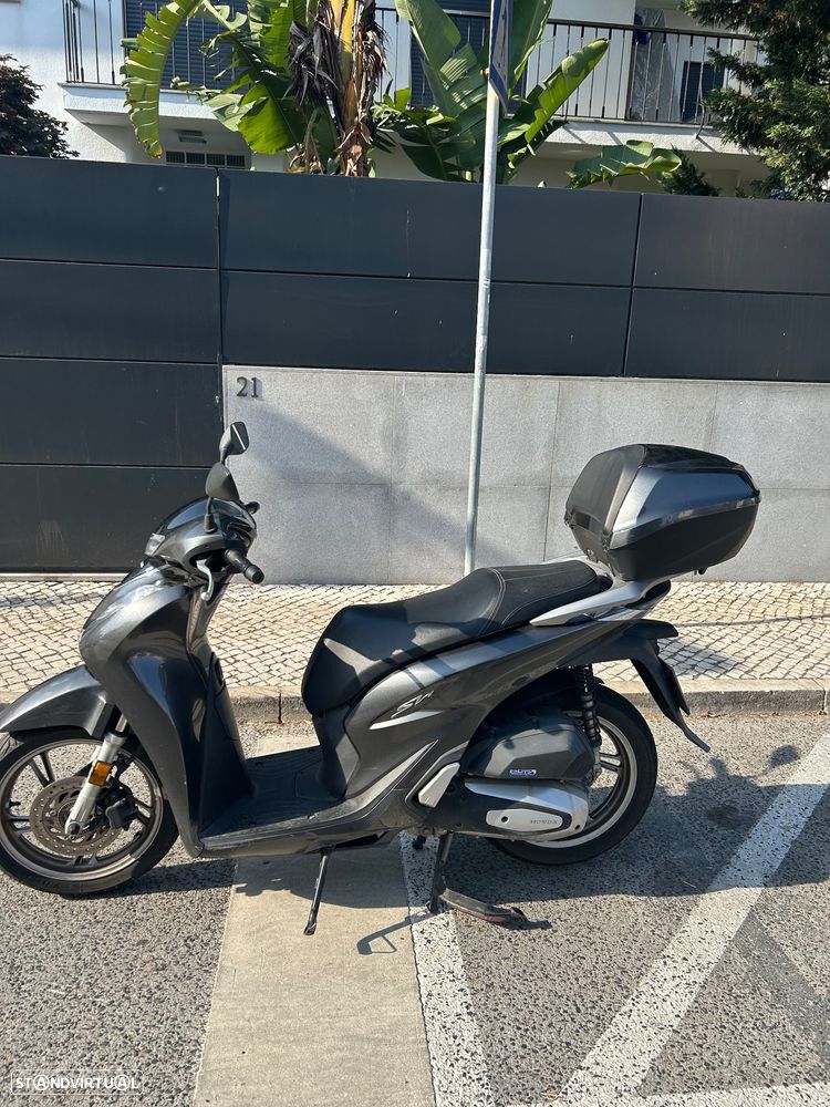 Honda SH Honda SH 125 - 4