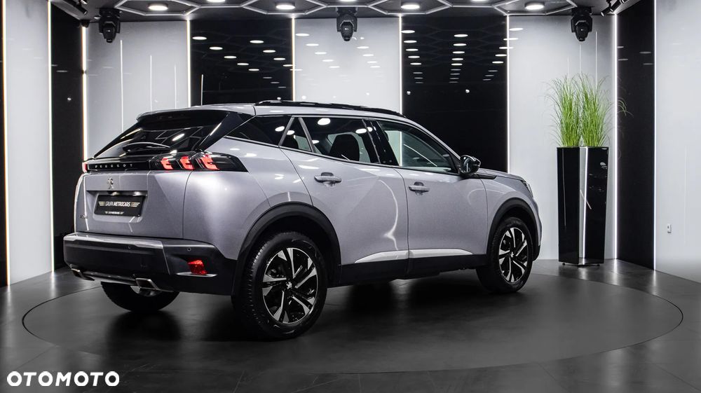 Peugeot 2008 1.2 PureTech Allure S&S EAT8 - 7