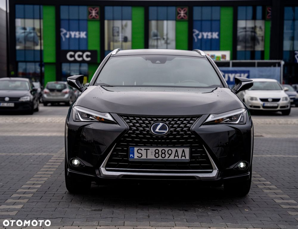 Lexus UX - 1