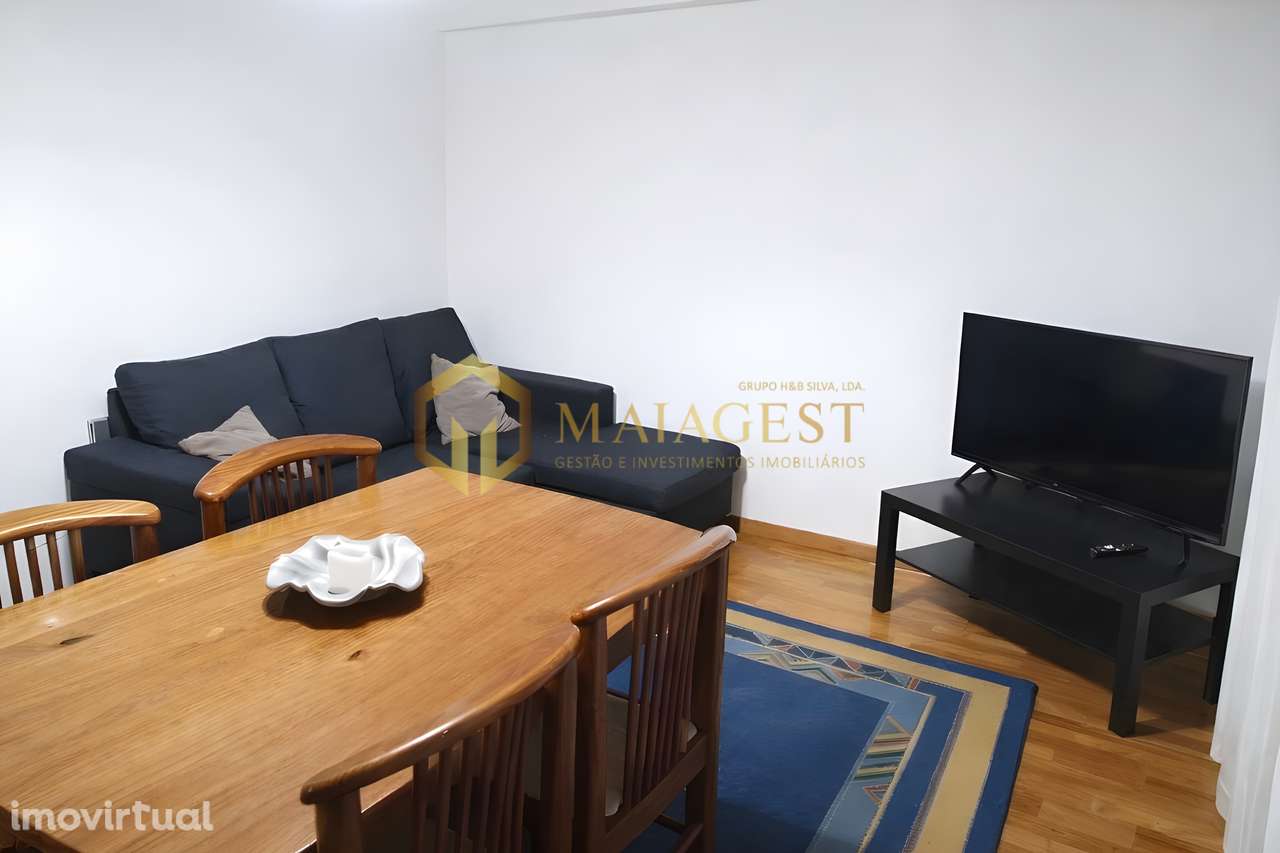 T1 Mobilado em Condomínio Fechado com Jardins e Court de Ténis - Grande imagem: 5/10