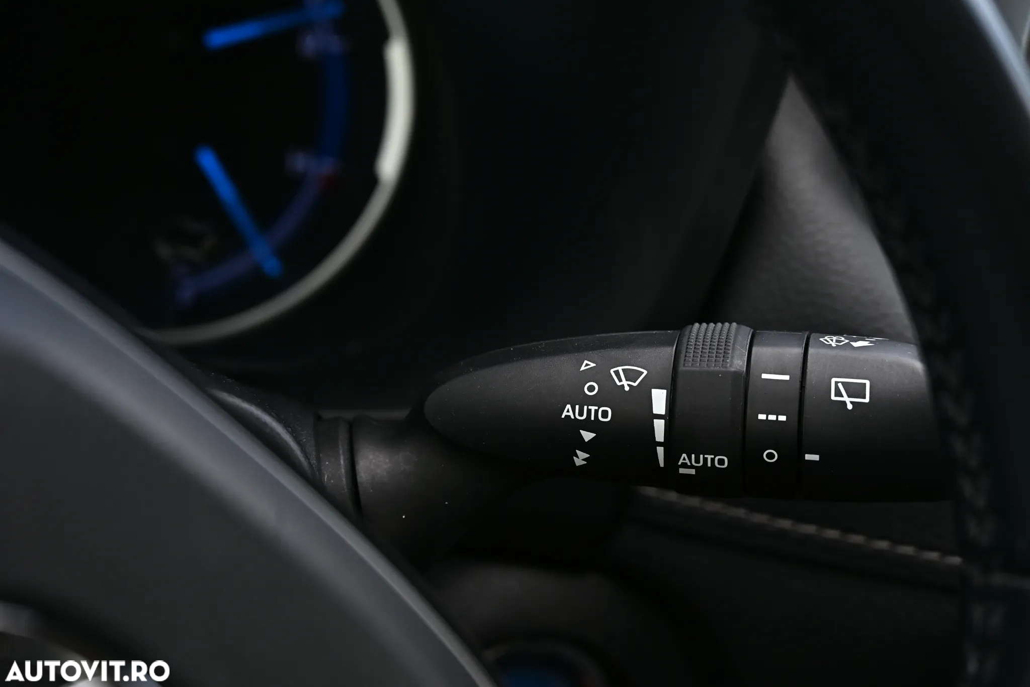Toyota RAV4 2.5 4x2 Hybrid Business Edition - 31