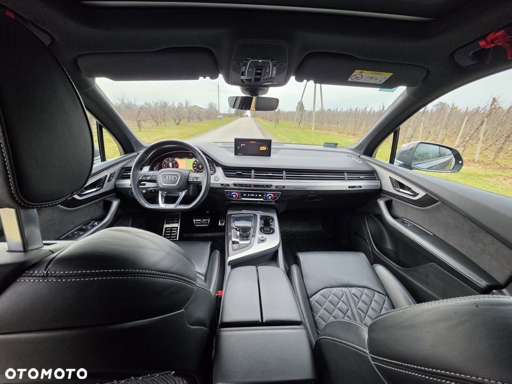 Audi Q7 - 2