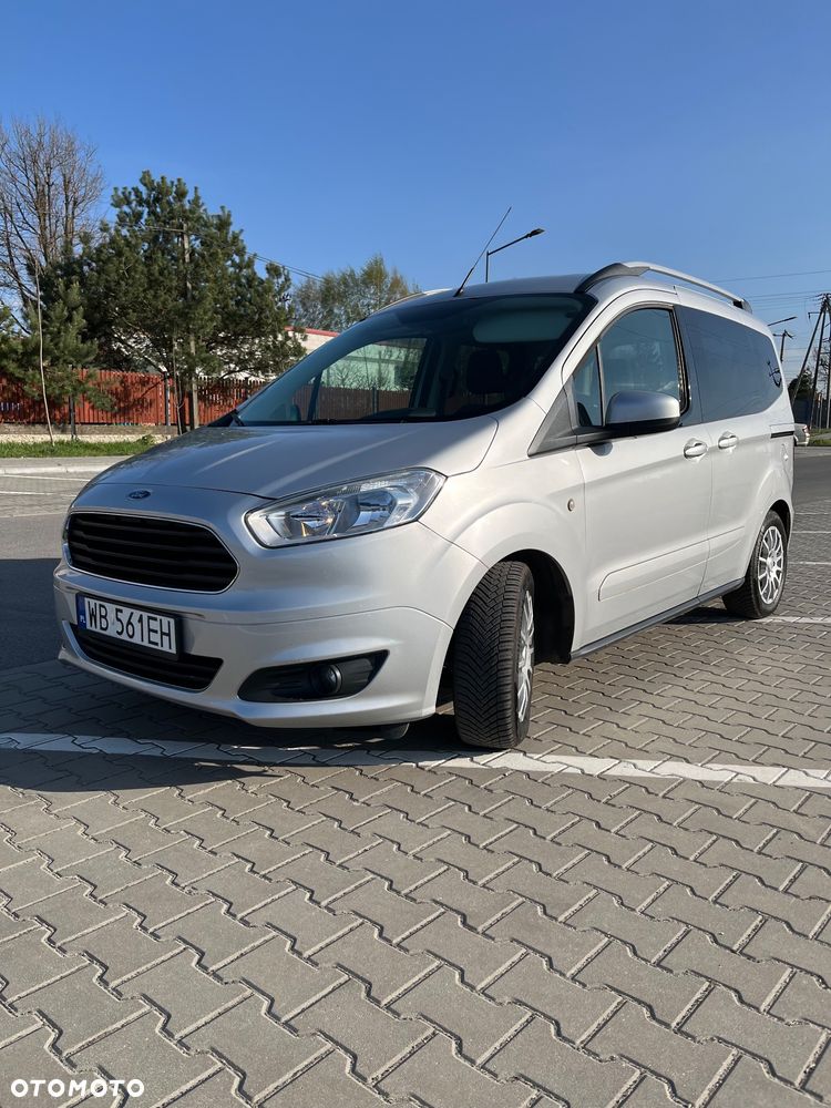 Ford Tourneo Courier 1.0 EcoBoost Titanium - 1