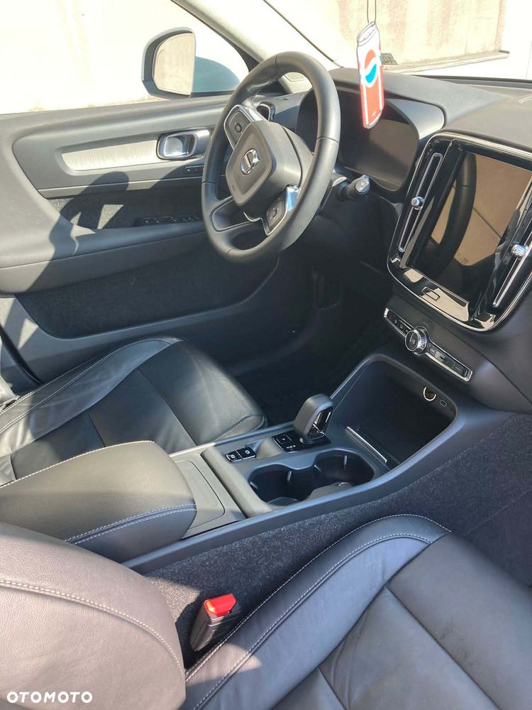 Volvo XC 40 - 8