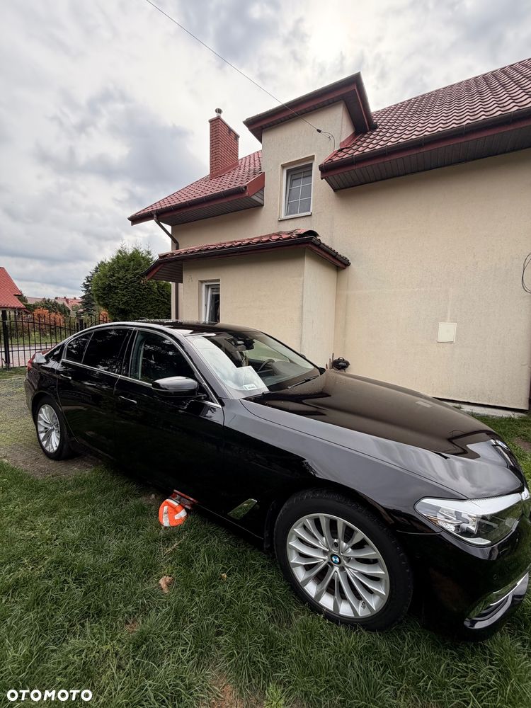 BMW Seria 5 520d Luxury Line sport - 8