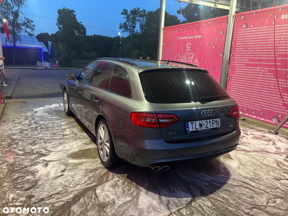 Audi A4 Avant 2.0 TDI Quattro S tronic - 2