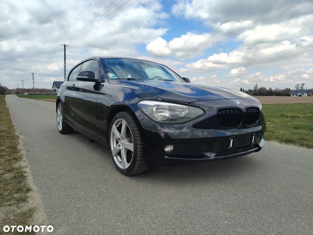BMW Seria 1 118i - 11
