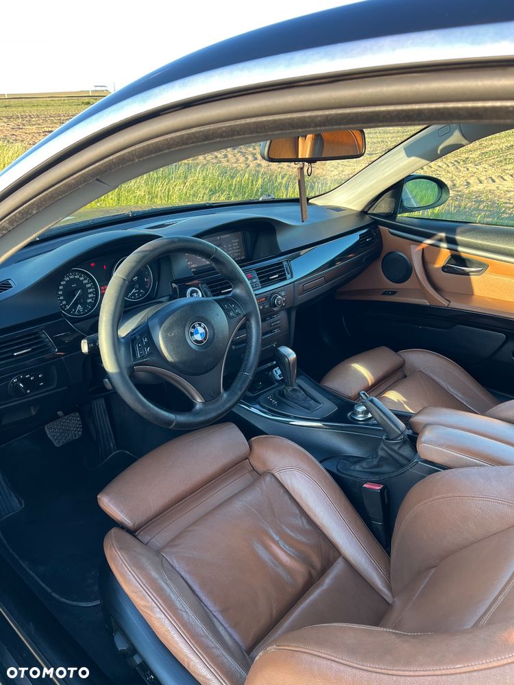 BMW Seria 3 330d - 6