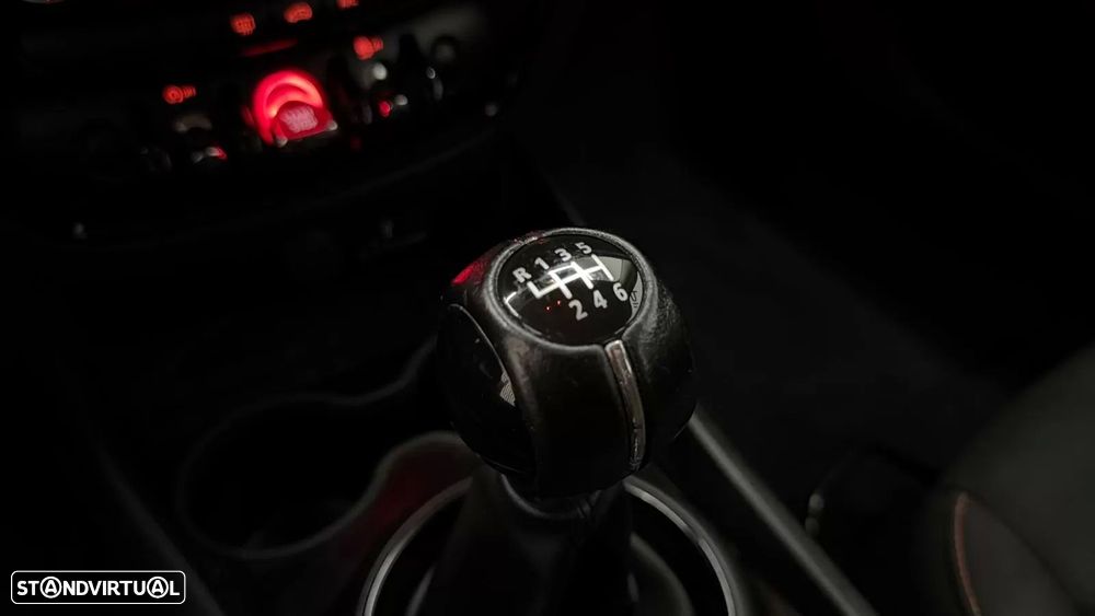 MINI Clubman One D - 26