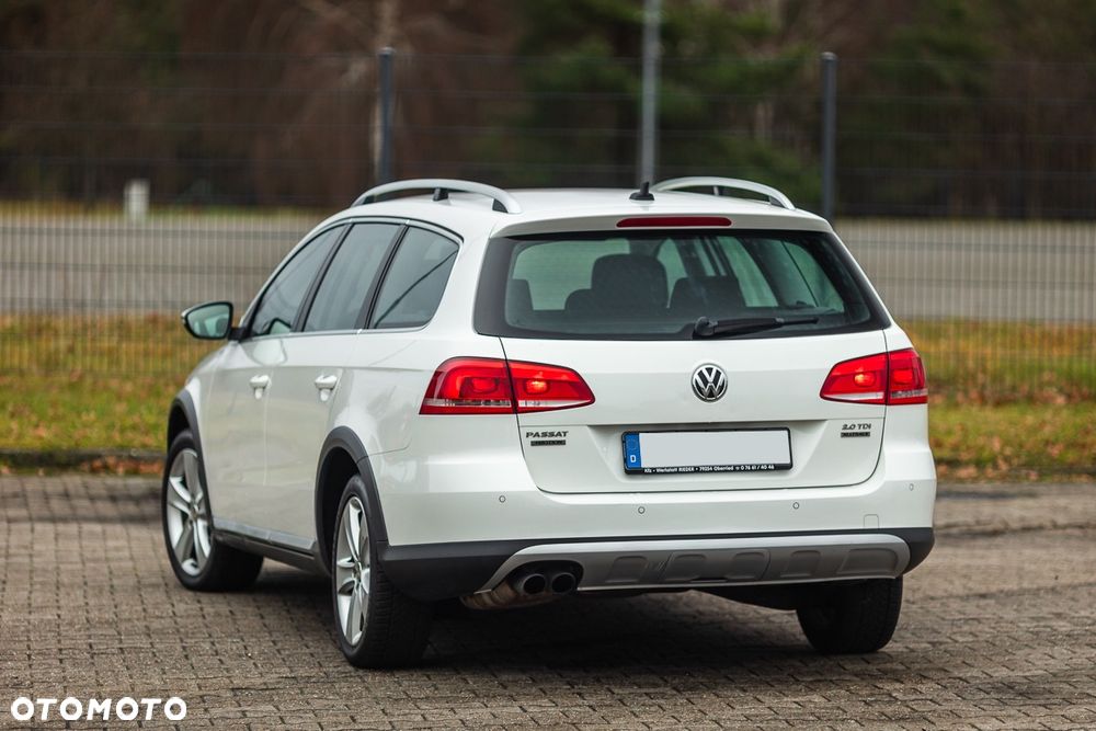 Volkswagen Passat 2.0 TDI DPF 4Mot Comfortline - 15