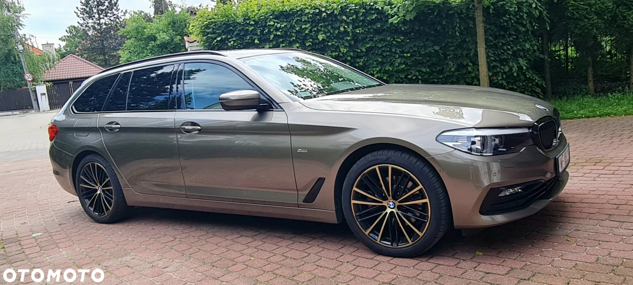 BMW Seria 5 520d xDrive Luxury Line sport - 16
