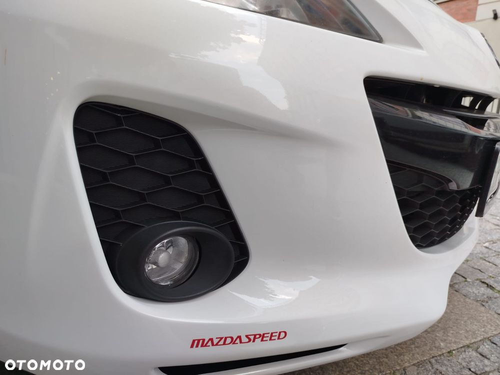 Mazda 3 1.6 Exclusive EU5 - 19